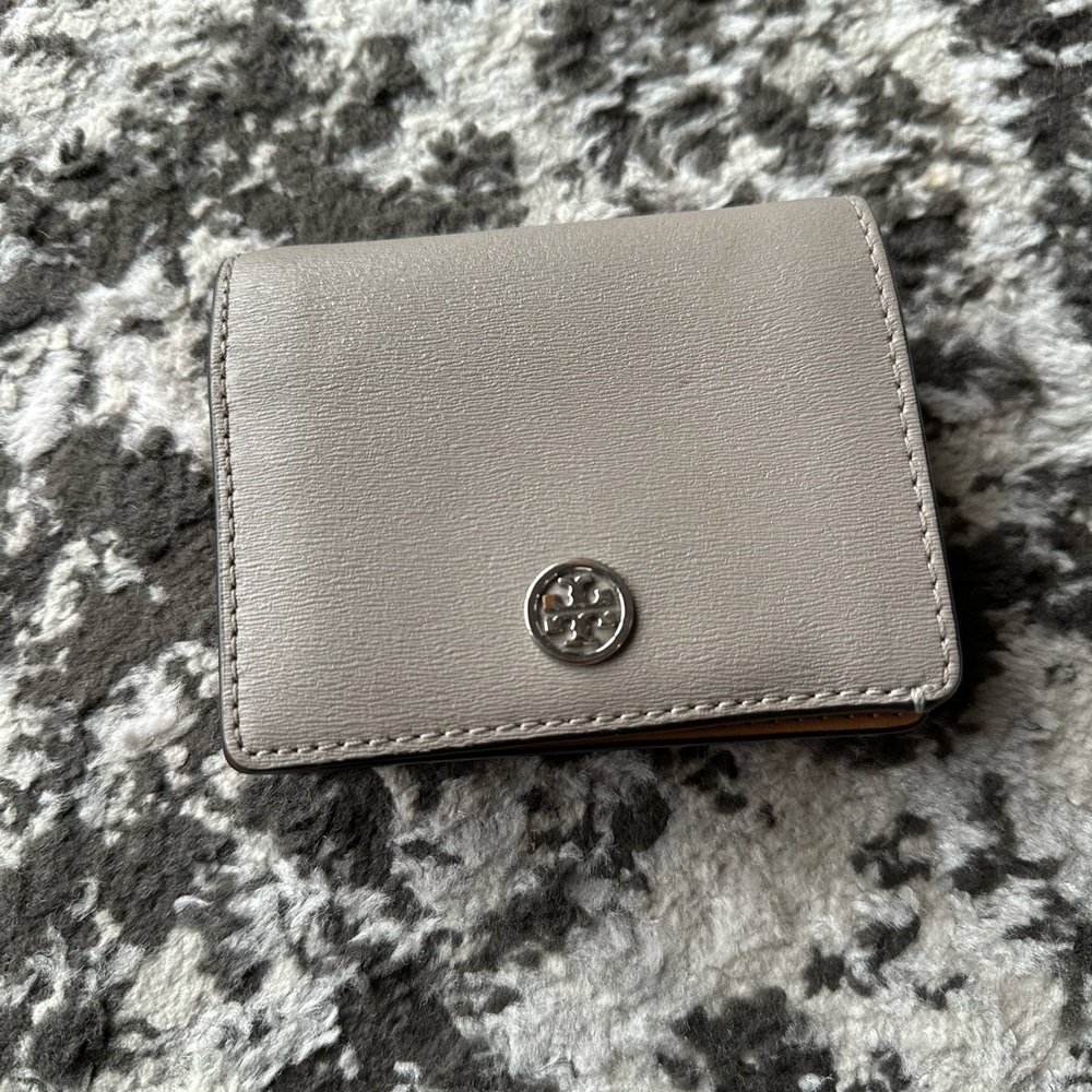 Tory Burch Light Gray Leather Trifold Wallet with Silver Logo